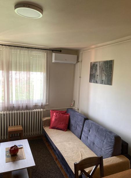 Sofi Apartment Nis Exterior photo